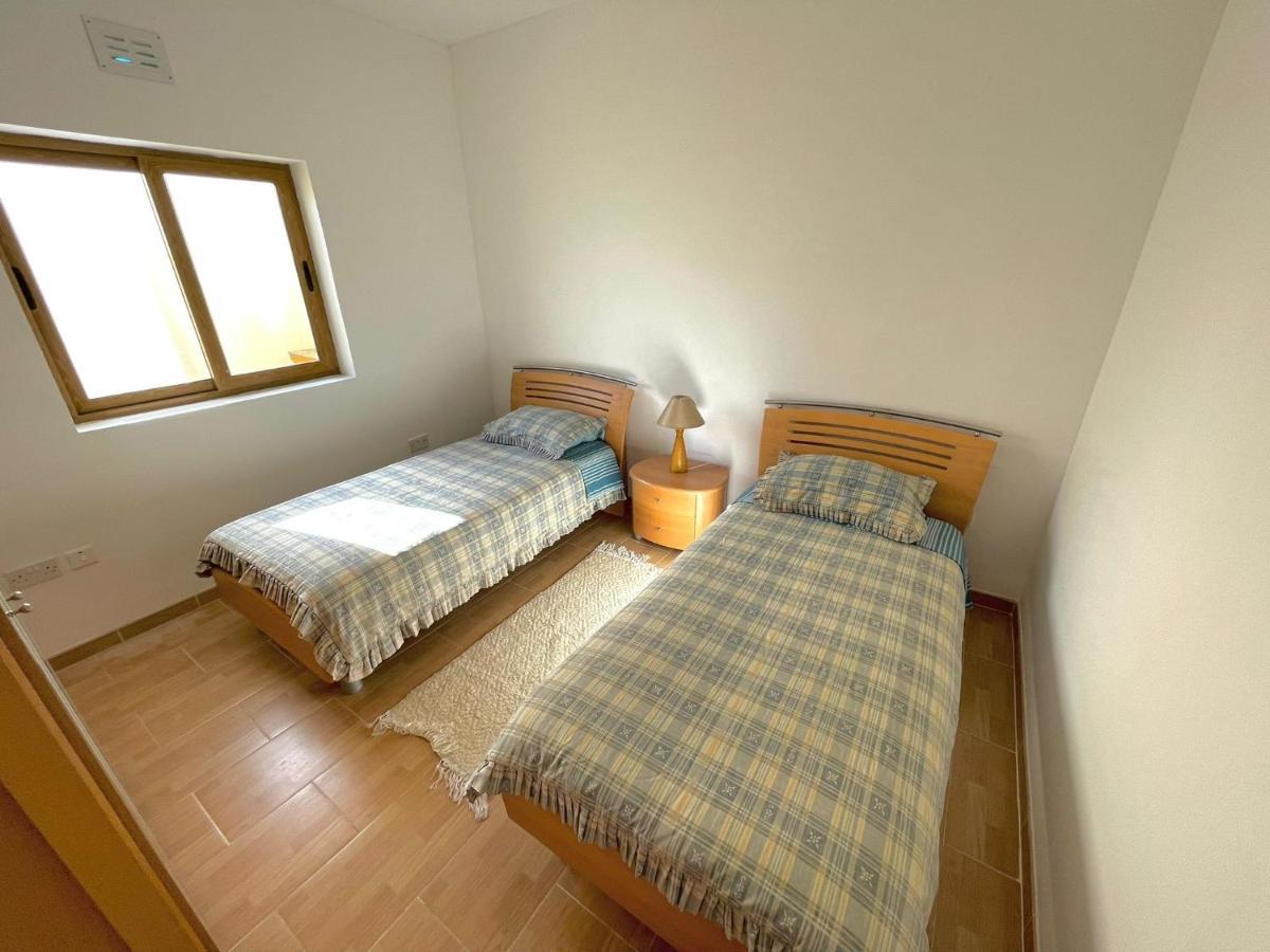 Sultana Tal-Vittorji Villa Xagħra Exteriör bild